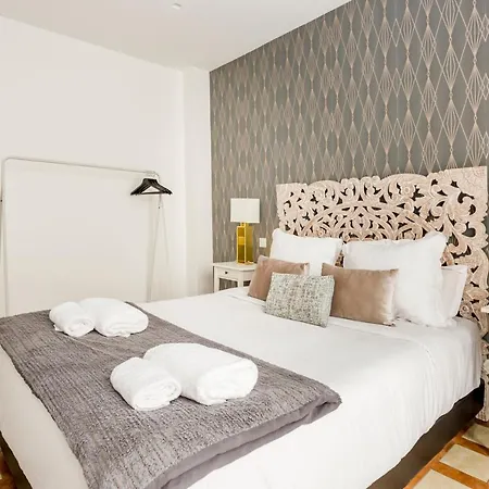 Appartamento 180 Eden, Luxury At Sacré Coeur *